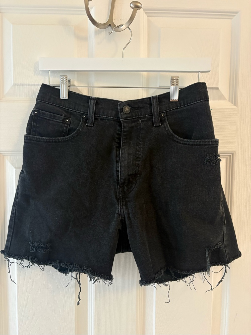 Levi 569 Black Denim shorts size 30